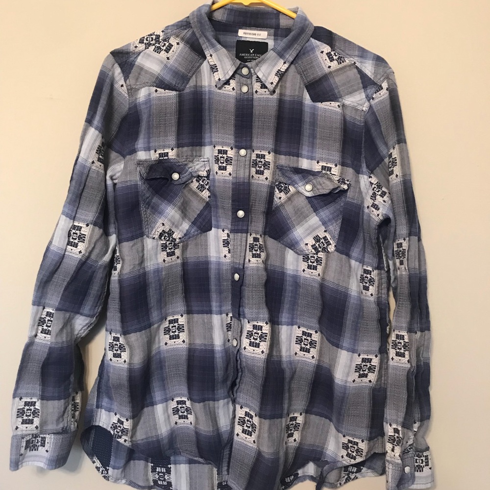 American Eagle faux pearl snap shirt